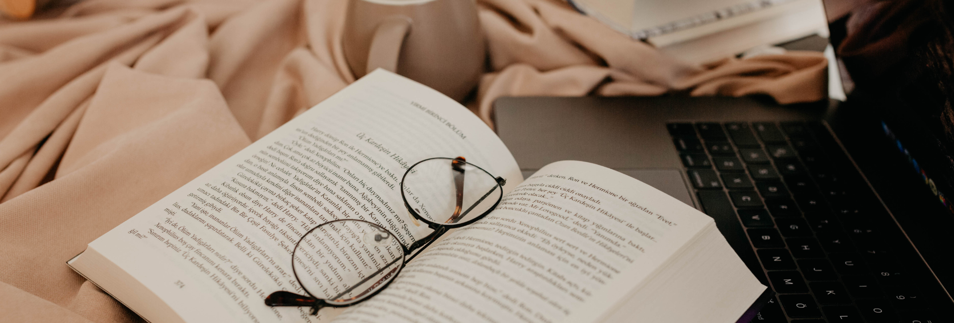 Read more about the article Metodologia badawcza – co badamy, po co, jak i dlaczego? (kompletny poradnik)