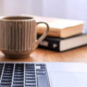 Read more about the article Jak podejść ze spokojem do pisania pracy dyplomowej